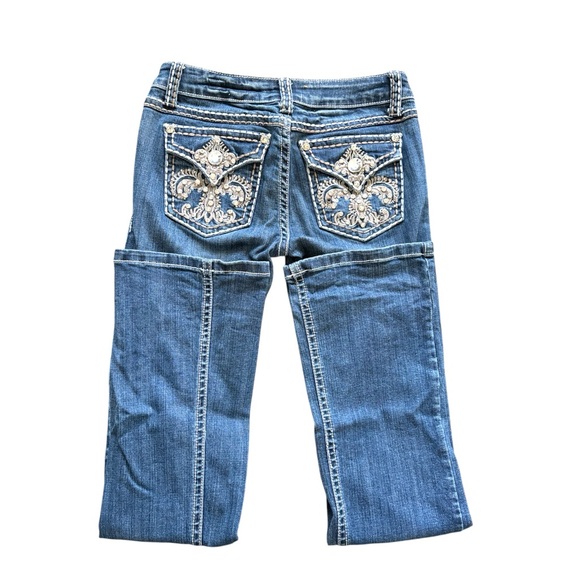 L.A. idol Denim - L.A. Idol Women's 5 Low Rise Blue Fleur De Lis Embroidered Boot Cut Jeans